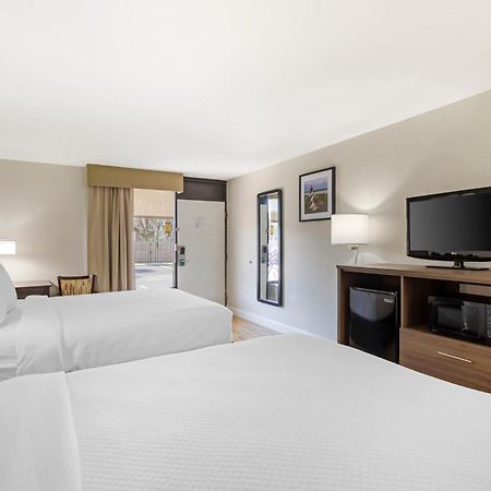 Quality Inn & Suites St Augustine Beach Area St. Augustine Beach Ngoại thất bức ảnh