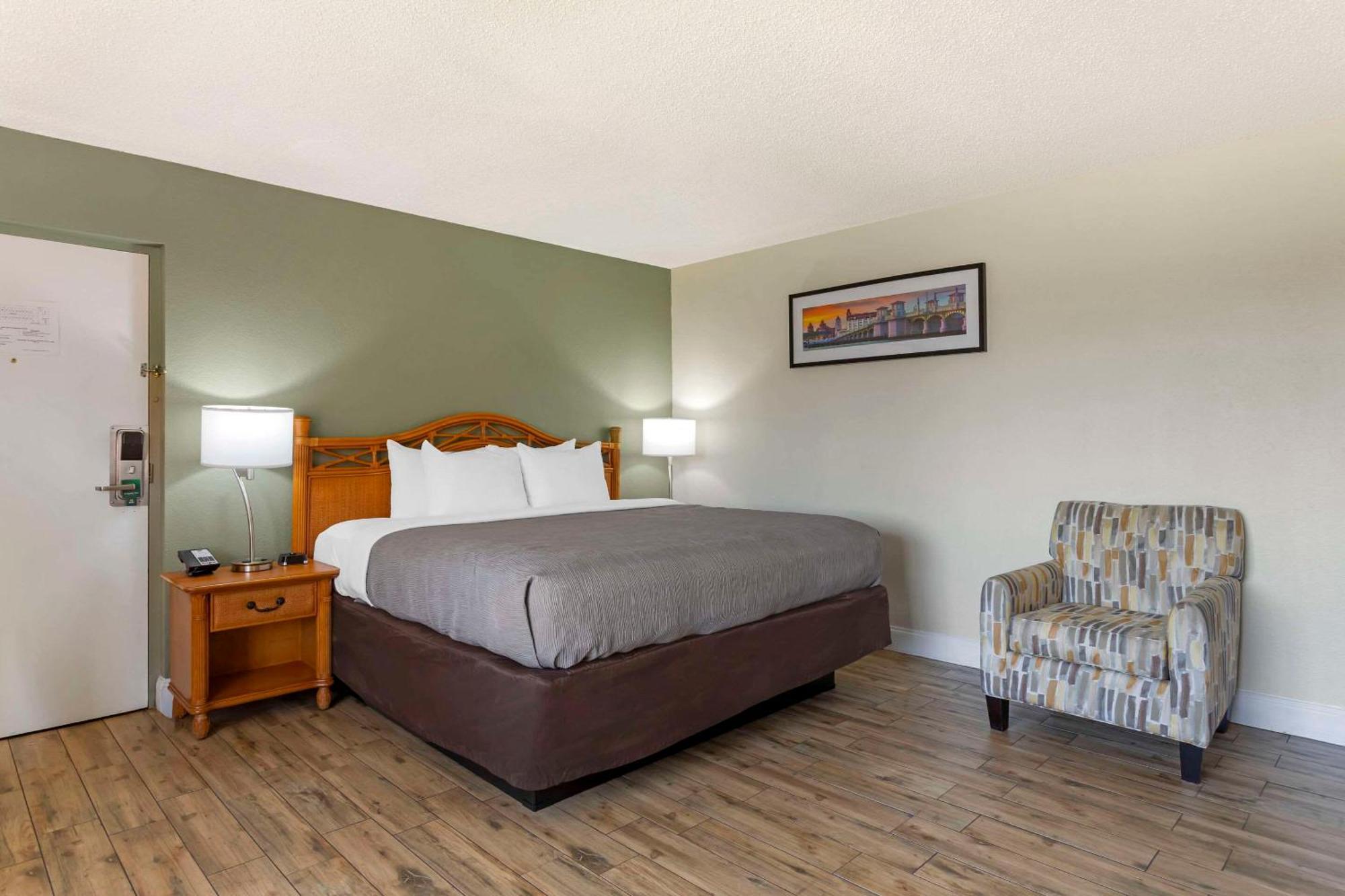 Quality Inn & Suites St Augustine Beach Area St. Augustine Beach Ngoại thất bức ảnh