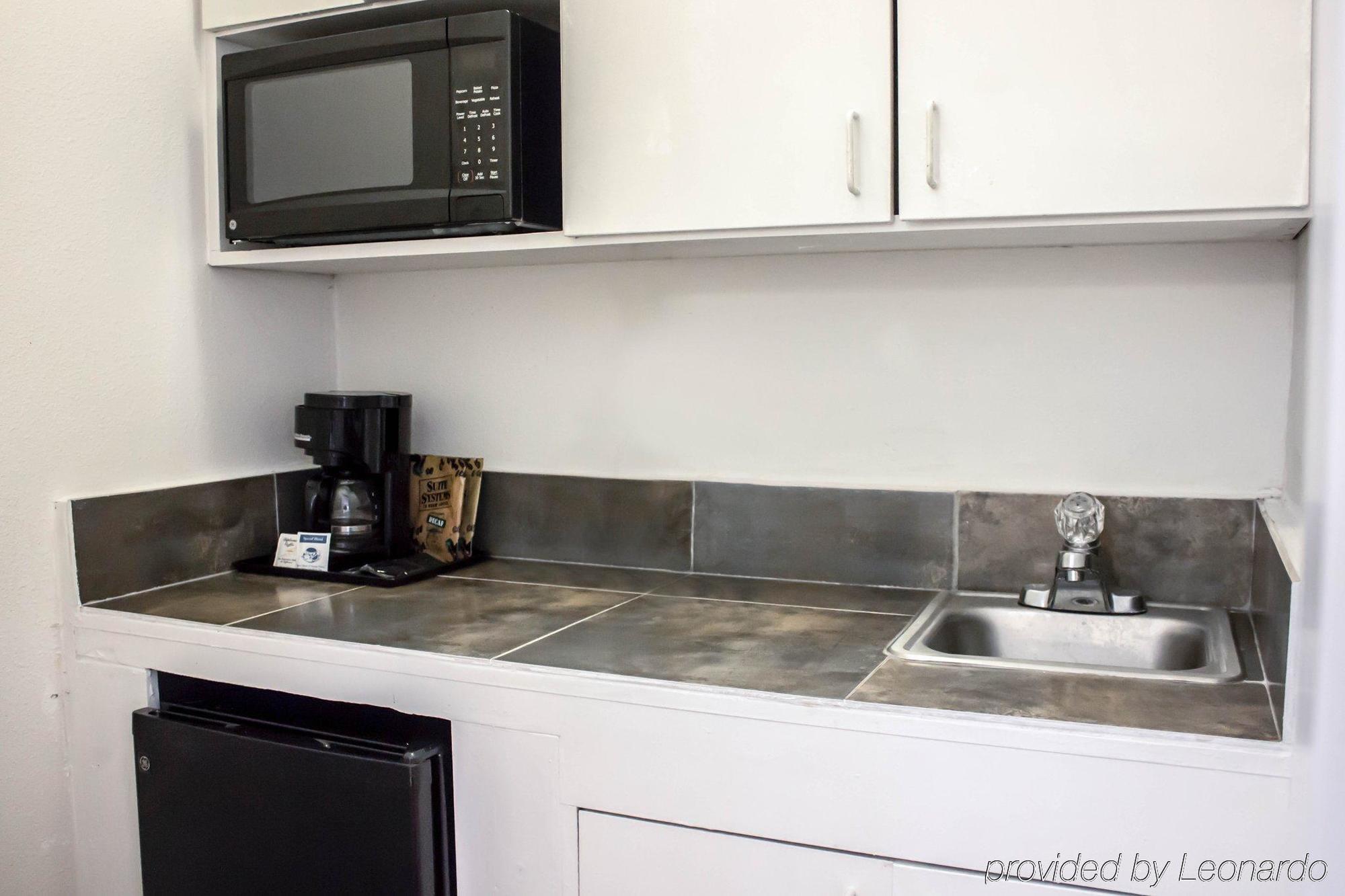 Quality Inn & Suites St Augustine Beach Area St. Augustine Beach Ngoại thất bức ảnh